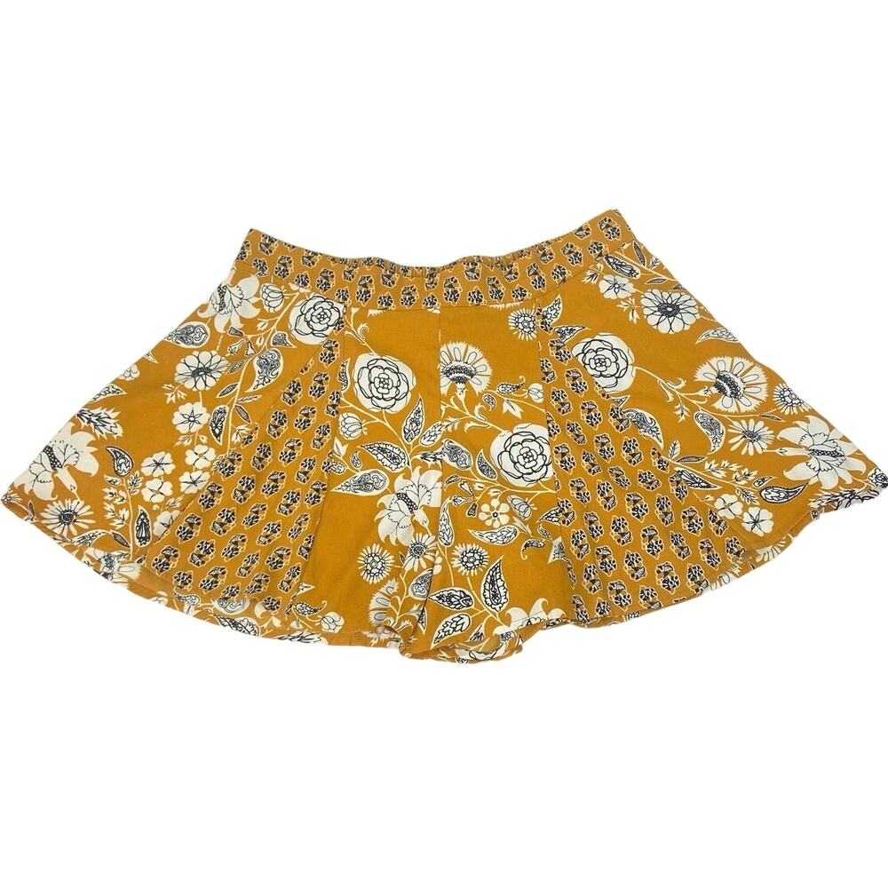 B.O.G Collective Yellow Floral Print Elastic Waist Casual Flowy Shorts Size M - Picture 1 of 3